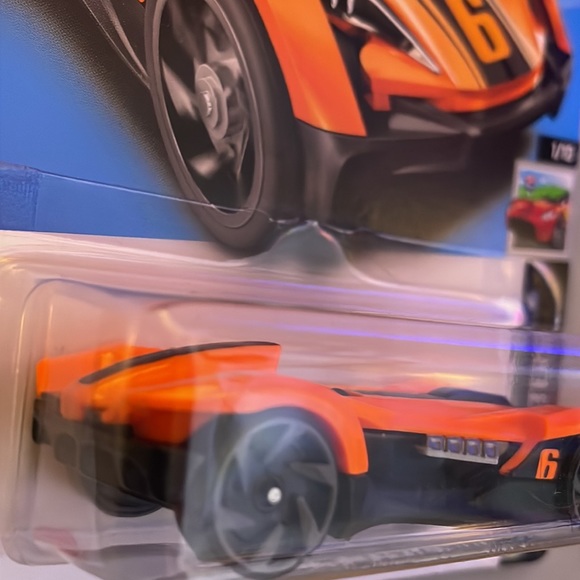 Roadster Bite - Picture 5 of 11